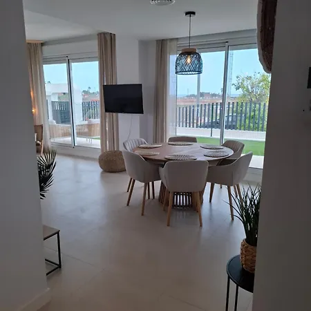 Seaview Luxury 6pers With Big Garden Apartment